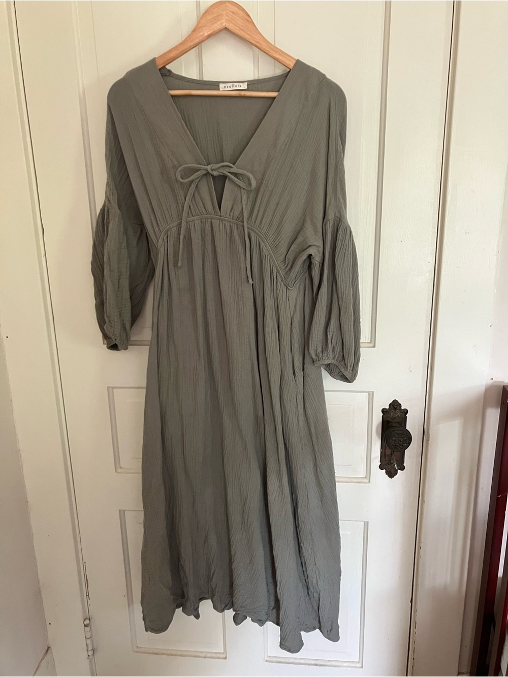 Neuflora dress